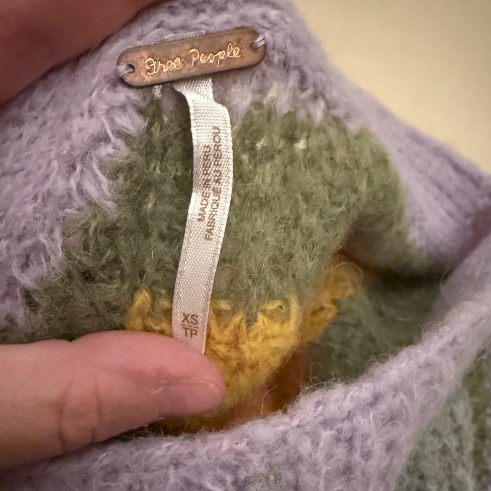 Free People See The Rainbow Wool Alpaca
Eyelash Oversized Sweater Size XS - Picture 5 of 7